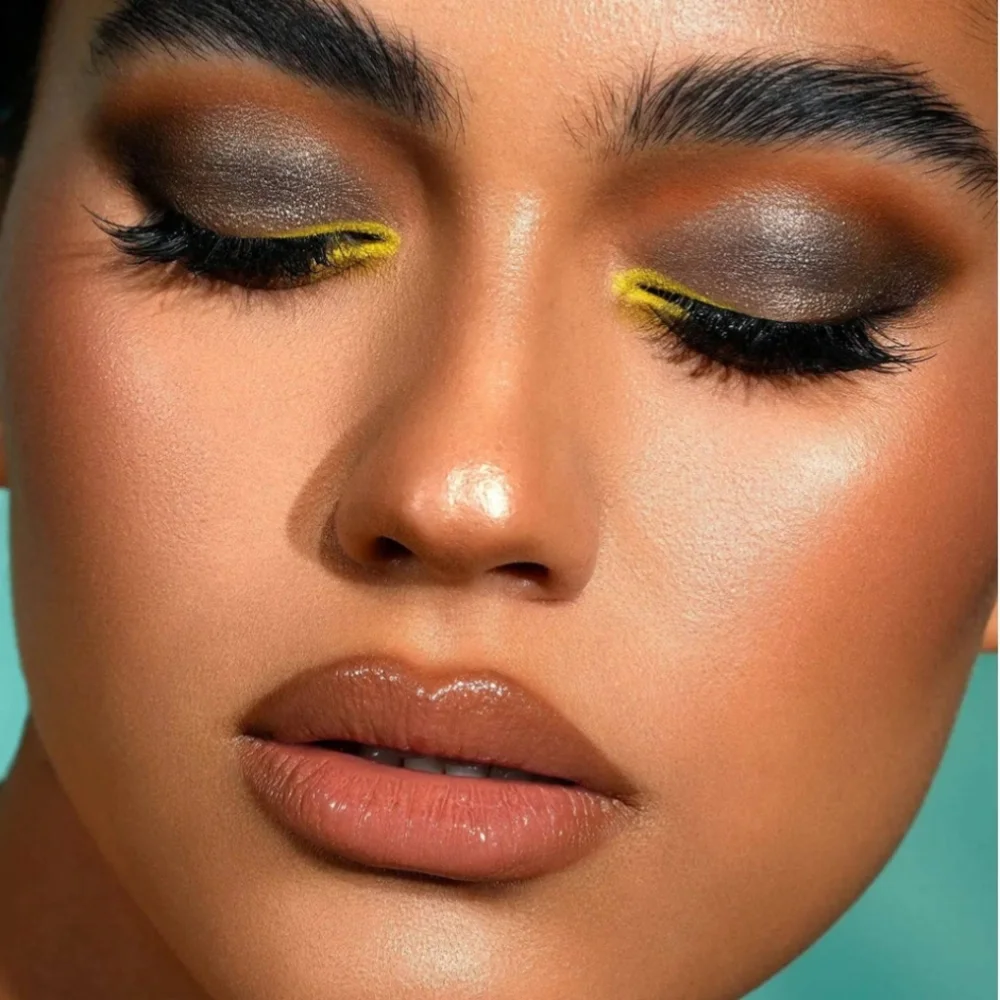 Natasha Denona Yucca Palette - Vibrant Eyeshadow Collection